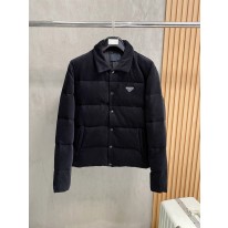 프라다 남자 패딩