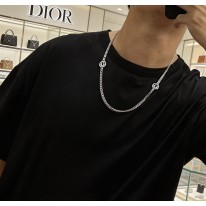 디올 목걸이